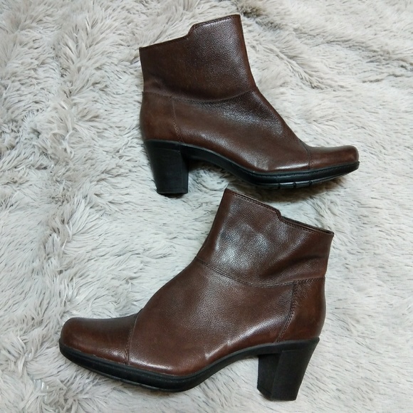 clarks bendables ankle boots